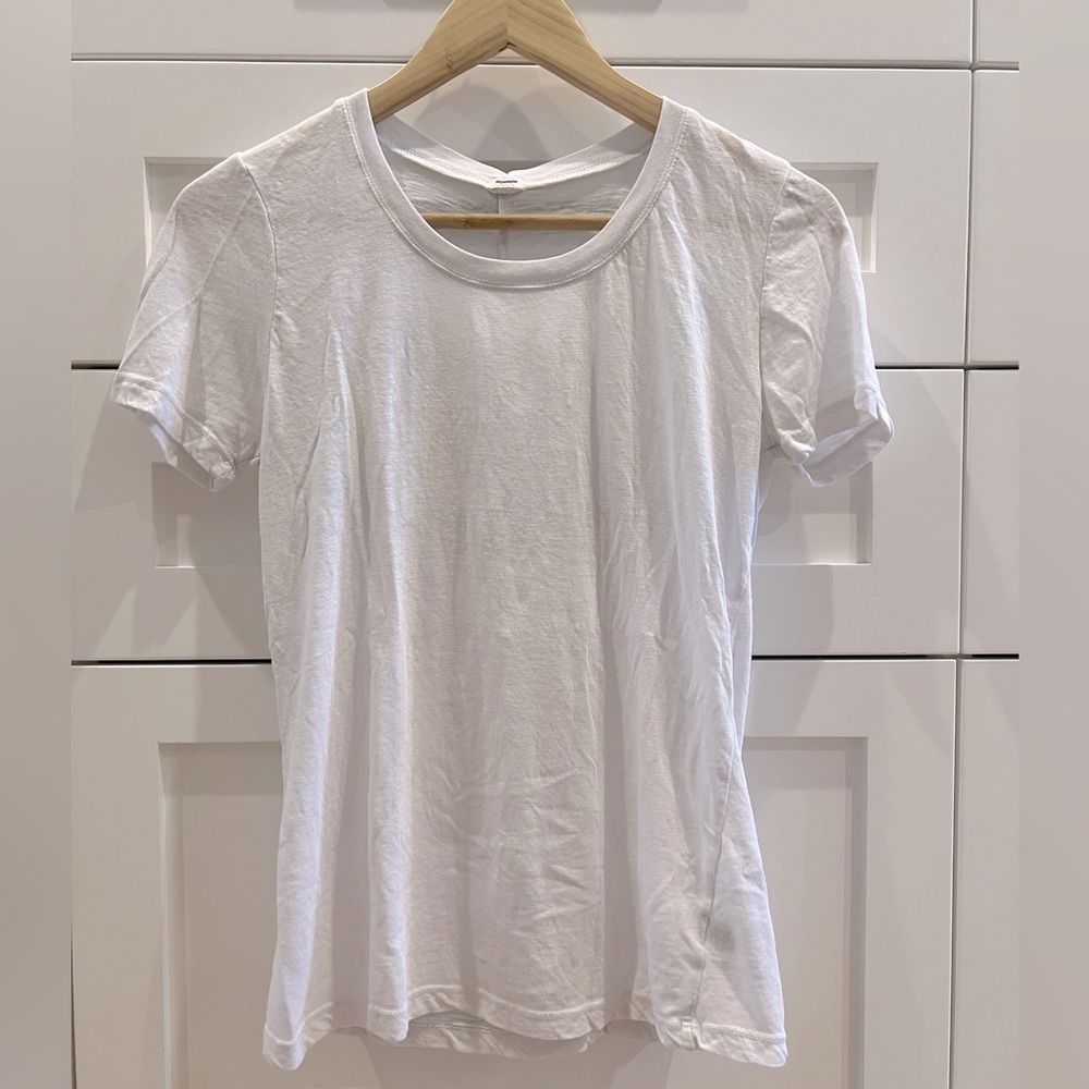 Monrow Classic T-shirt - Size Small